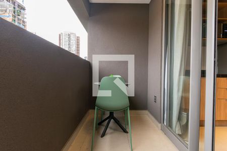 Varanda de kitnet/studio para alugar com 1 quarto, 20m² em Santo Amaro, São Paulo