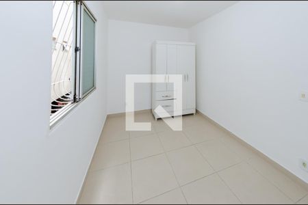 Quarto 2 de apartamento para alugar com 3 quartos, 71m² em Buritis, Belo Horizonte