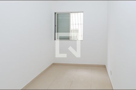 Quarto 1 de apartamento para alugar com 3 quartos, 71m² em Buritis, Belo Horizonte