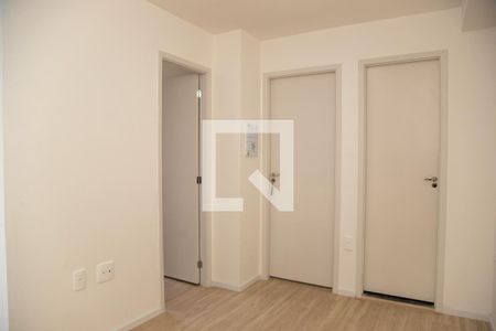 sala e cozinha de apartamento para alugar com 2 quartos, 32m² em Vila Plana, São Paulo