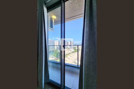 Varanda  de kitnet/studio para alugar com 1 quarto, 36m² em Santo Cristo, Rio de Janeiro