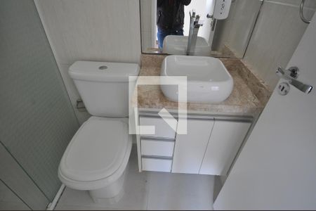 Banheiro do Quarto Suíte de apartamento à venda com 3 quartos, 67m² em Vila Medeiros, São Paulo