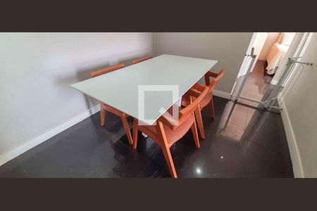 Apartamento à venda com 2 quartos, 54m² em Continental, Osasco