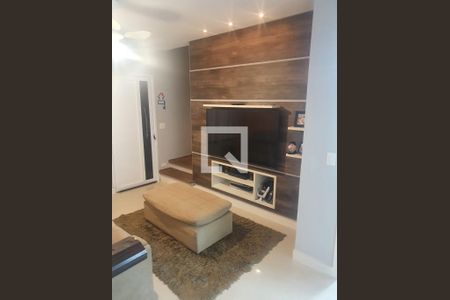 Sala de casa de condomínio para alugar com 3 quartos, 115m² em Jardim Petropolis, Cotia
