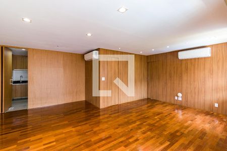 Apartamento para alugar com 2 quartos, 120m² em Real Parque, São Paulo