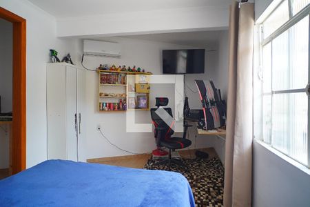 Quarto  1  de casa à venda com 5 quartos, 535m² em Vila Nova, Porto Alegre