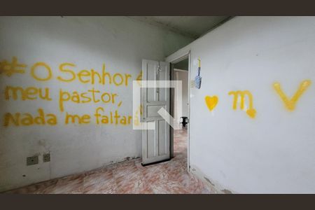 Quarto 1 de casa para alugar com 2 quartos, 40m² em Turiaçú, Rio de Janeiro