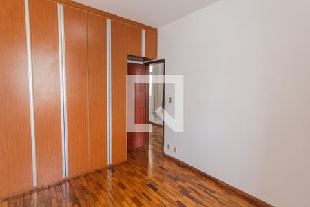 Quarto 2 de apartamento para alugar com 2 quartos, 65m² em Floresta, Belo Horizonte