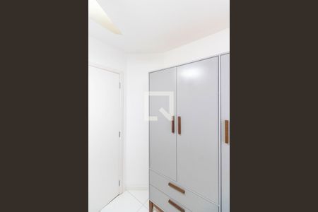 Quarto 1 de apartamento para alugar com 2 quartos, 58m² em Campo Grande, Rio de Janeiro