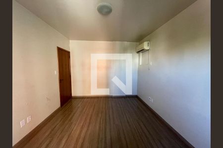 Apartamento à venda com 2 quartos, 88m² em Industrial, Novo Hamburgo