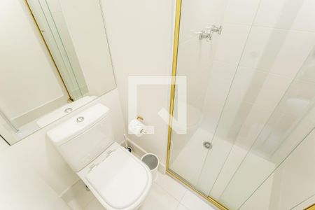 Banheiro de kitnet/studio para alugar com 1 quarto, 21m² em Indianópolis, São Paulo