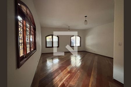 Sala de casa à venda com 4 quartos, 234m² em Vila da Saúde, São Paulo