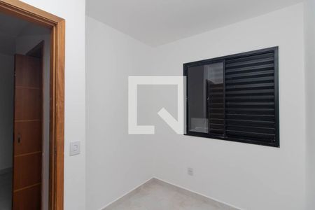 Quarto 2 de apartamento para alugar com 2 quartos, 38m² em Vila Isolina Mazzei, São Paulo