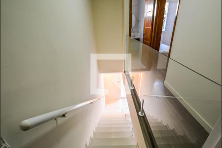 Escada de casa à venda com 3 quartos, 165m² em Campestre, Santo André