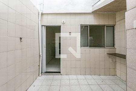 Area de Serviços de casa para alugar com 3 quartos, 118m² em Vila Gumercindo, São Paulo