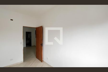 Quarto 1 de casa para alugar com 2 quartos, 70m² em Vila Buenos Aires, São Paulo