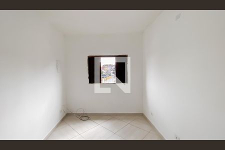 Quarto 2 de casa para alugar com 2 quartos, 70m² em Vila Buenos Aires, São Paulo