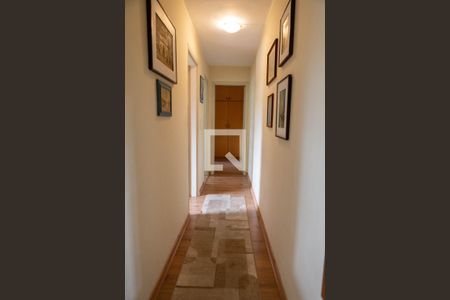 corredor para os  quartos e banheiro de apartamento à venda com 2 quartos, 56m² em Jaguaré, São Paulo