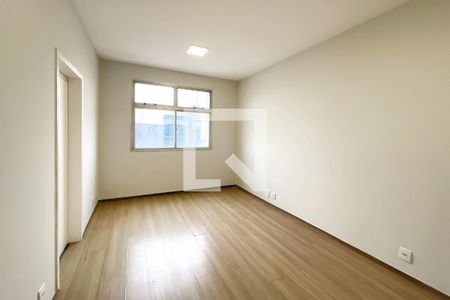 Sala de apartamento para alugar com 1 quarto, 50m² em Funcionários, Belo Horizonte
