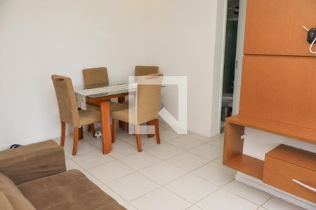 Sala de apartamento para alugar com 2 quartos, 60m² em Imbuí, Salvador