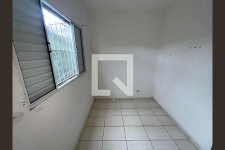 Quarto 2 de casa para alugar com 2 quartos, 60m² em Jardim Jaragua (itaim Paulista), São Paulo