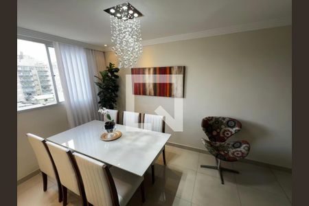 Sala de apartamento à venda com 3 quartos, 130m² em Fernão Dias, Belo Horizonte