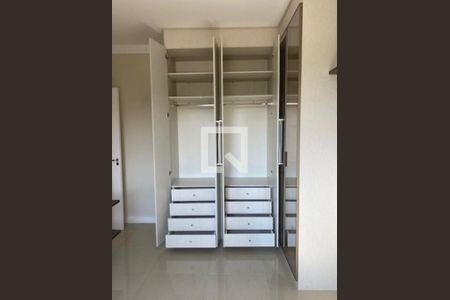 Quarto de apartamento para alugar com 2 quartos, 56m² em Jardim Tupanci, Barueri