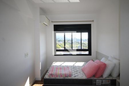 Suíte 1 de apartamento para alugar com 1 quarto, 47m² em Partenon, Porto Alegre