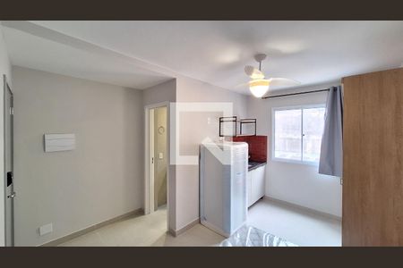 Sala/Quarto/Cozinha de kitnet/studio para alugar com 1 quarto, 20m² em Barra Funda, São Paulo