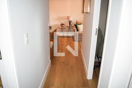 Corredor de apartamento à venda com 3 quartos, 82m² em Cidade Mãe do Céu, São Paulo