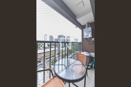 Varanda de kitnet/studio à venda com 1 quarto, 25m² em Vila Cordeiro, São Paulo