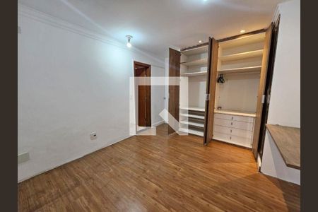 Casa à venda com 2 quartos, 158m² em Vila Nova Alba, São Paulo