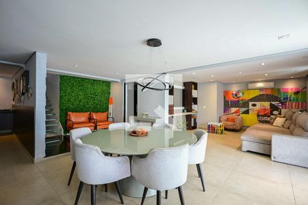 Sala de Tv de casa à venda com 3 quartos, 400m² em Jardim Leonor, São Paulo