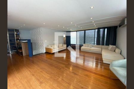 Casa à venda com 4 quartos, 400m² em Jardim Leonor, São Paulo