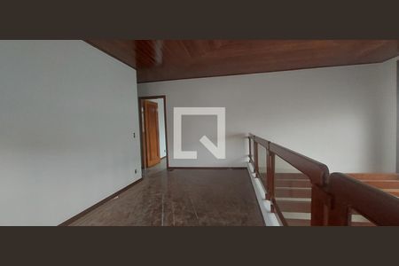 Casa para alugar com 7 quartos, 640m² em Santa Tereza, Belo Horizonte
