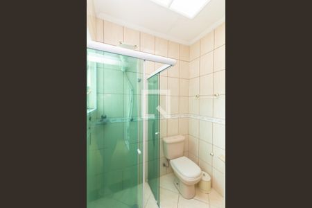 Banheiro da Suíte 1 de casa à venda com 3 quartos, 368m² em Vila Chuca, São Paulo