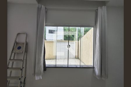 Casa de Condomínio para alugar com 3 quartos, 230m² em Taquara, Rio de Janeiro