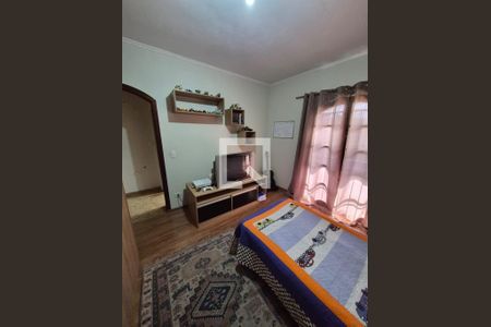 Casa à venda com 4 quartos, 183m² em Jardim Marek, Santo André