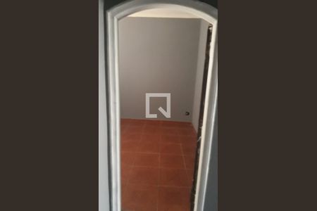 Casa para alugar com 2 quartos, 300m² em Centro, Mogi das Cruzes