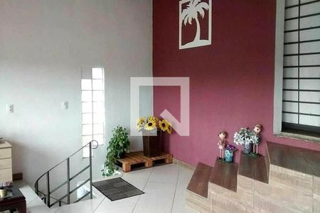 Casa à venda com 4 quartos, 300m² em Vila Formosa, Campinas