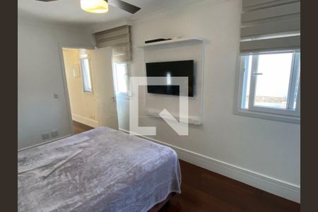 Casa à venda com 4 quartos, 215m² em Interlagos, São Paulo