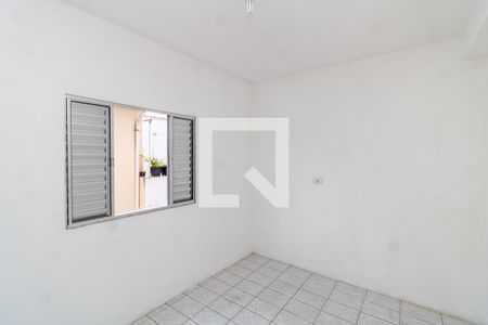 Quarto 1 de casa para alugar com 2 quartos, 42m² em Horto Florestal, São Paulo