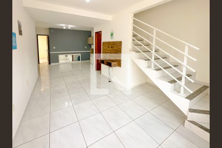 Sala de casa para alugar com 2 quartos, 73m² em Potecas, São José