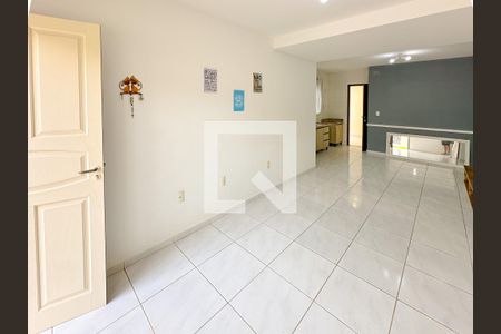 Sala de casa para alugar com 2 quartos, 73m² em Potecas, São José