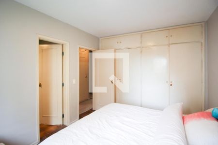 Suíte  de apartamento à venda com 3 quartos, 127m² em Chácara Itaim, São Paulo