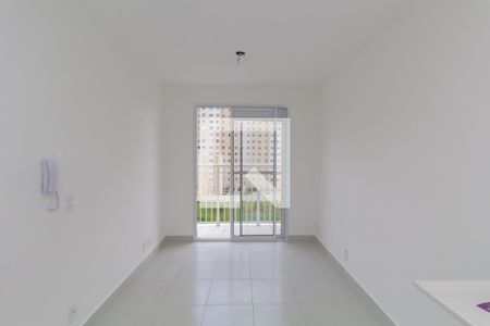 Sala/Cozinha de apartamento para alugar com 2 quartos, 34m² em Vila Carmosina, São Paulo