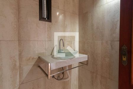 Lavabo 1 de casa à venda com 7 quartos, 700m² em Vila Maria Alta, São Paulo