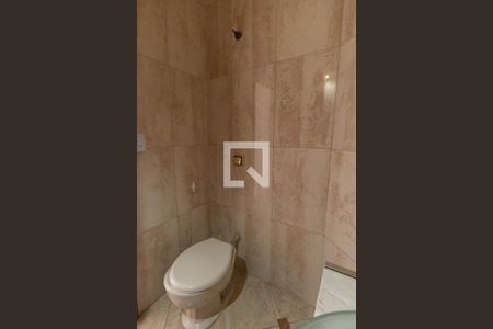 Lavabo 1 de casa à venda com 7 quartos, 700m² em Vila Maria Alta, São Paulo