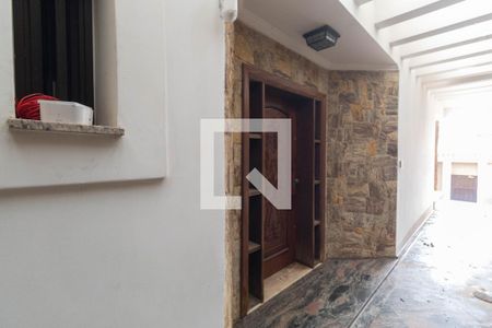 Entrada de casa à venda com 7 quartos, 700m² em Vila Maria Alta, São Paulo