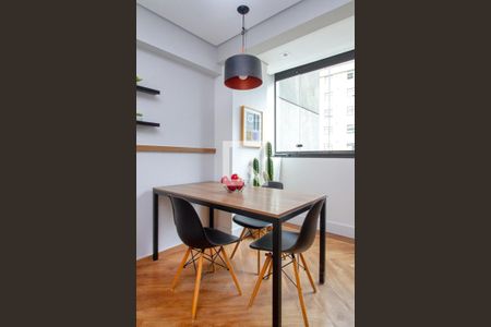 Sala de apartamento à venda com 1 quarto, 57m² em Vila Olímpia, São Paulo